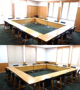 はがてらす会議室1と2が上下に並んだ写真