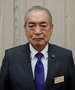 幸福 定利議員の写真