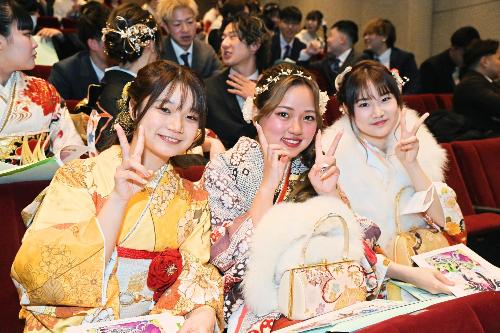 二十歳の祝典会場の様子