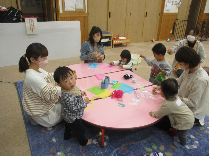 山崎子育て 親子活動「なないろ」の活動写真