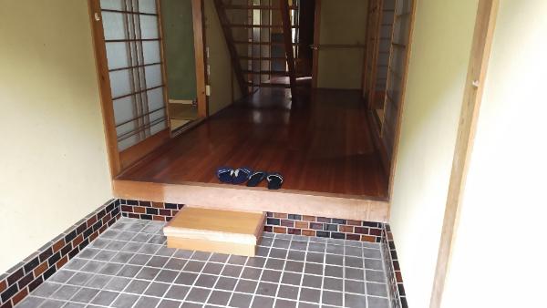 玄関ホール