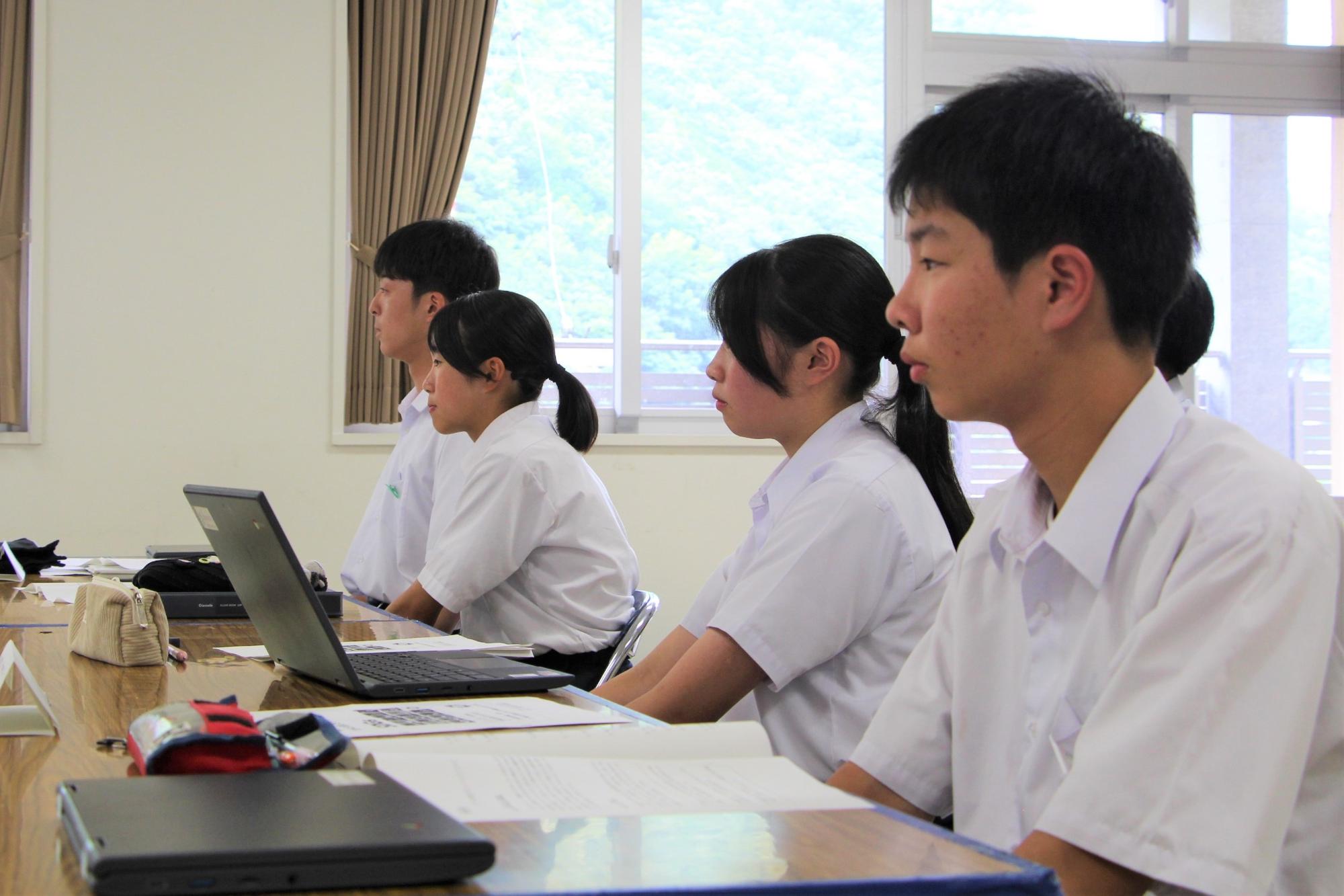 7月15日：しそう中学生サミット「C7」が開催の画像