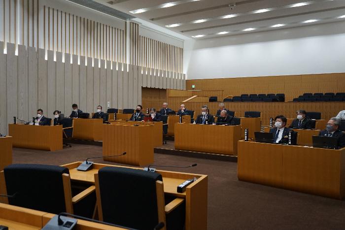 令和5年度議員研修会の会場全体写真