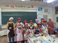 小料理教室に参加した子ども達の記念写真
