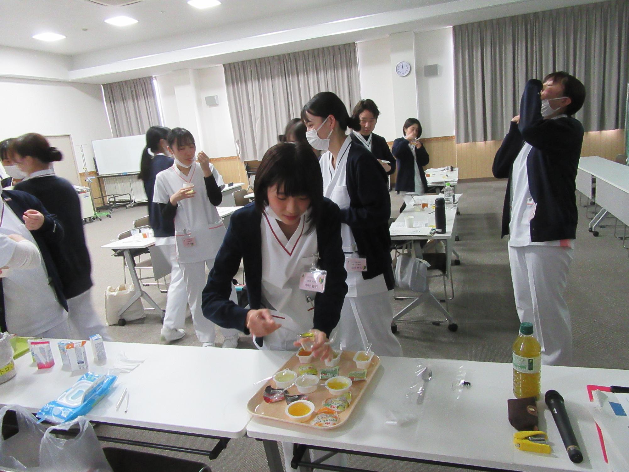新人実技研修の様子