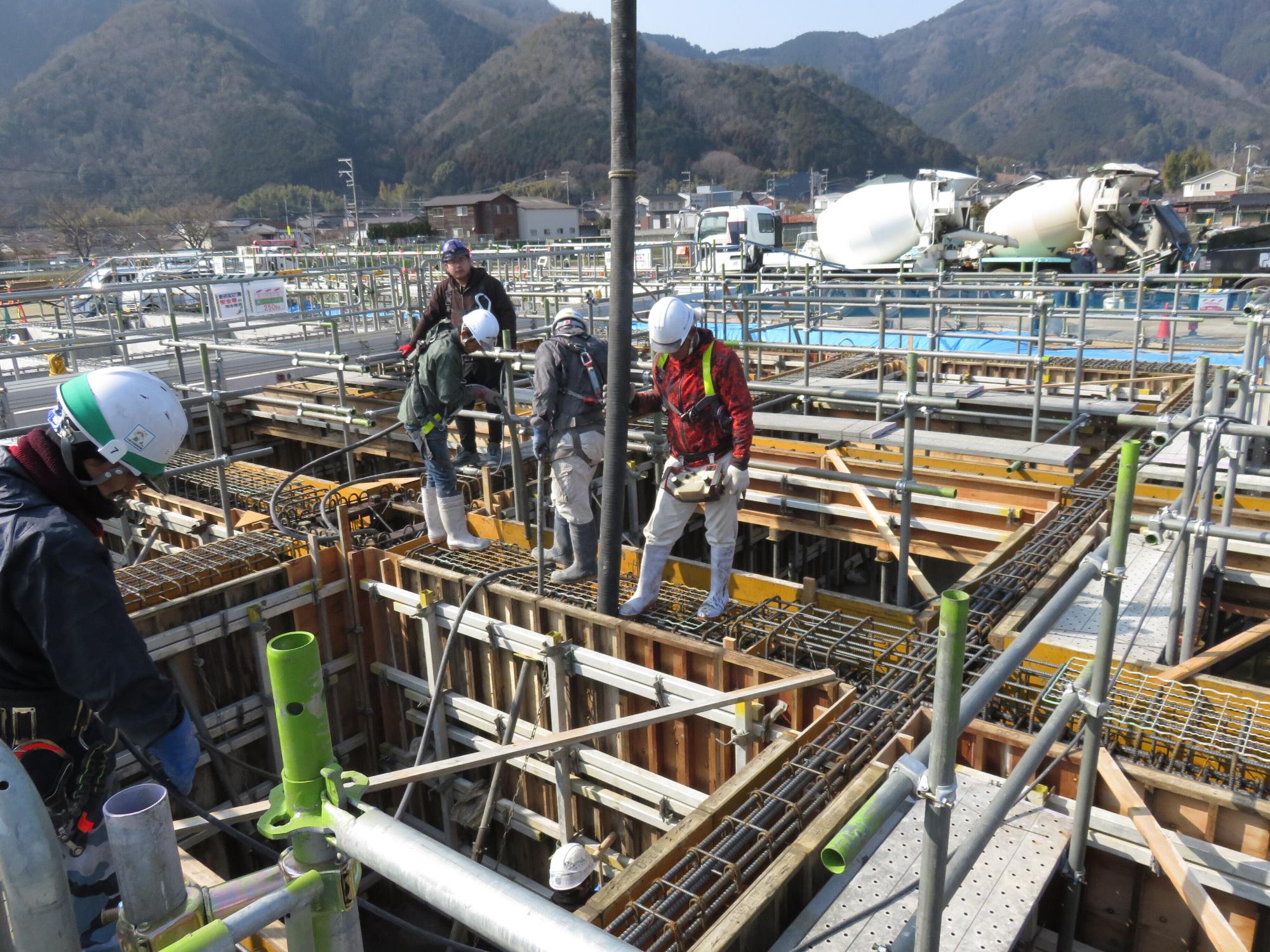 コンクリート打設状況