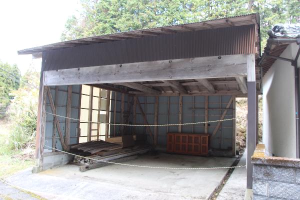 detached 鷹巣
